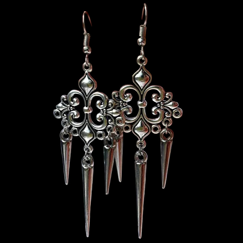 Chandelier earrings